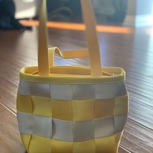 Super cute Harvey’s mini seatbelt purse in yellow and white.
